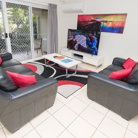 Sanctuary Lake Apartments Gold Coast Exterior photo