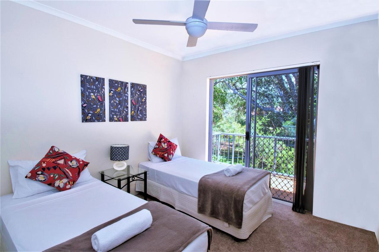 Sanctuary Lake Apartments Gold Coast Exterior photo