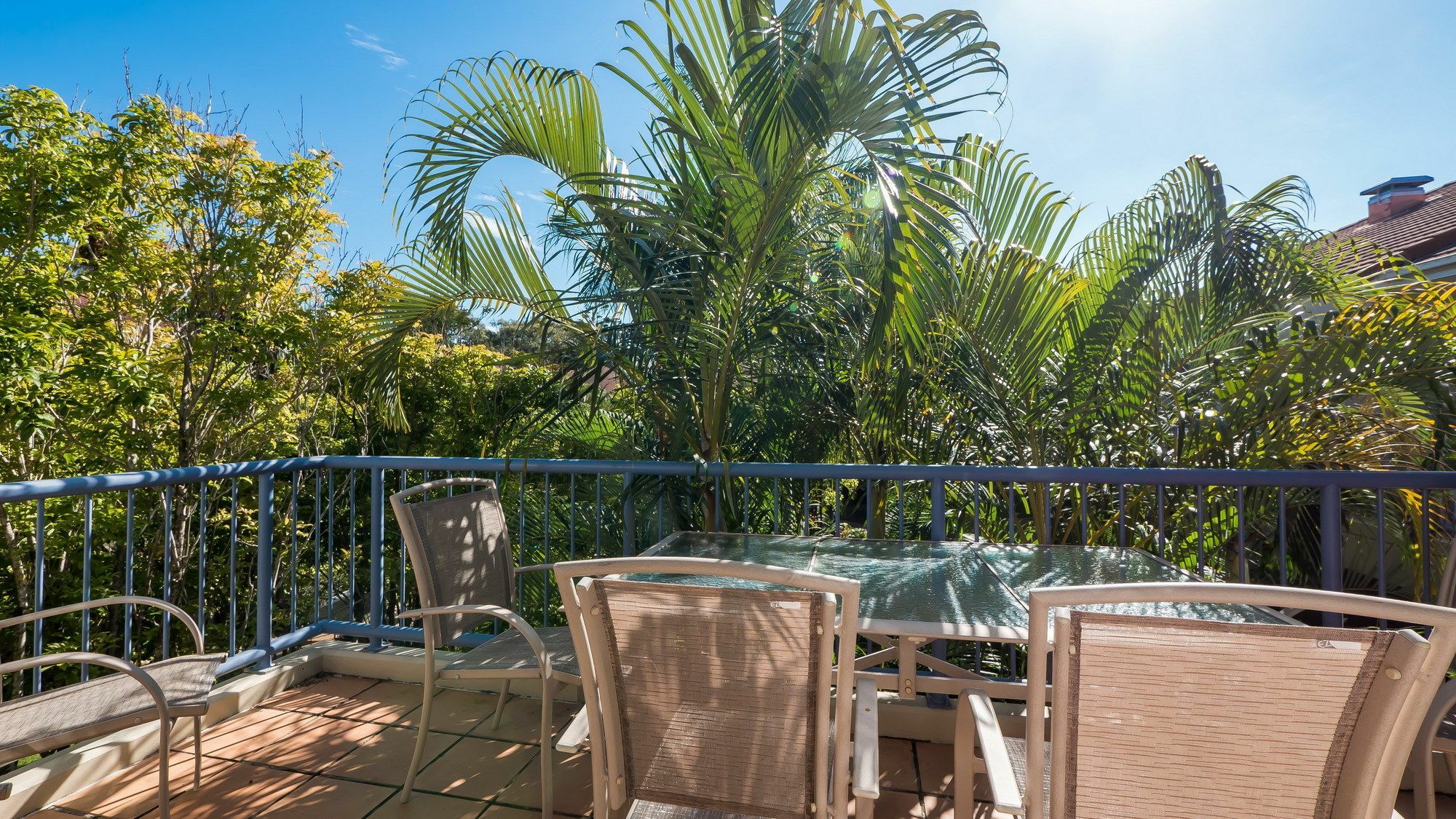 Sanctuary Lake Apartments Gold Coast Exterior photo