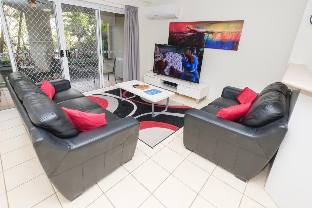 Sanctuary Lake Apartments Gold Coast Exterior photo